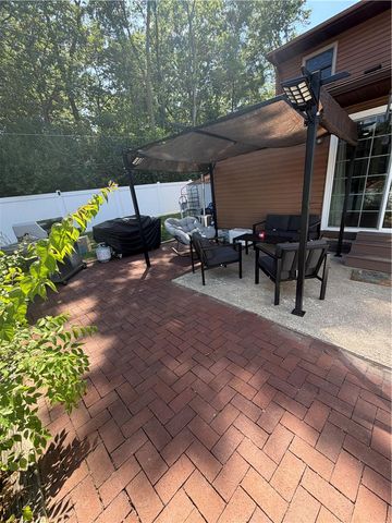129 Johnson Court, Whitehall Twp, PA 18052