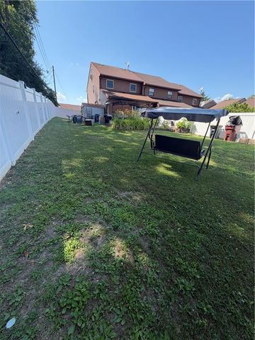129 Johnson Court, Whitehall Twp, PA 18052