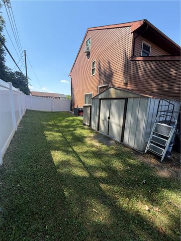 129 Johnson Court, Whitehall Twp, PA 18052