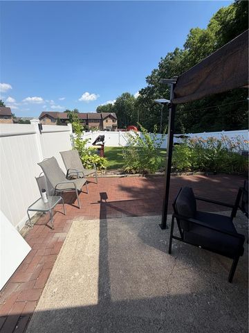 129 Johnson Court, Whitehall Twp, PA 18052