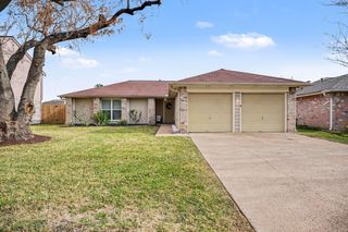 754 Sugar Hill Drive, La Porte, TX 77571