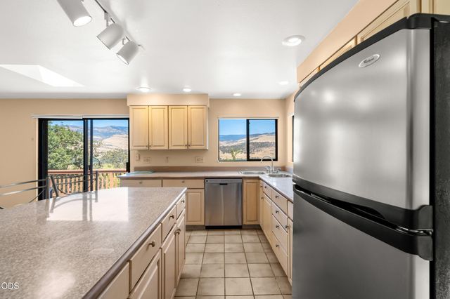 3404 Siskiyou Boulevard, Ashland, OR 97520