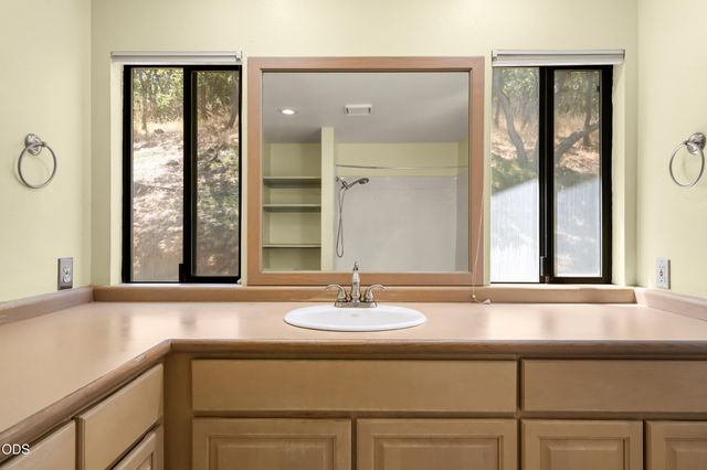 3404 Siskiyou Boulevard, Ashland, OR 97520