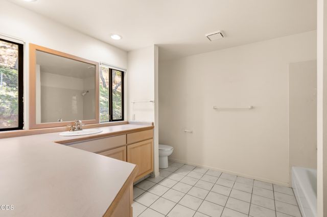 3404 Siskiyou Boulevard, Ashland, OR 97520