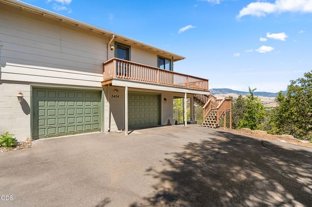 3404 Siskiyou Boulevard, Ashland, OR 97520