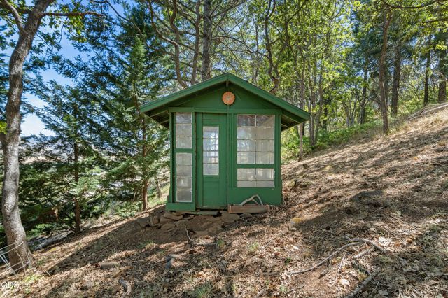 3404 Siskiyou Boulevard, Ashland, OR 97520