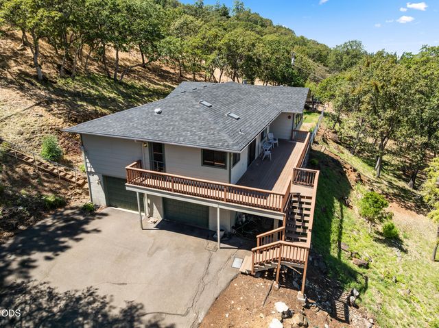 3404 Siskiyou Boulevard, Ashland, OR 97520