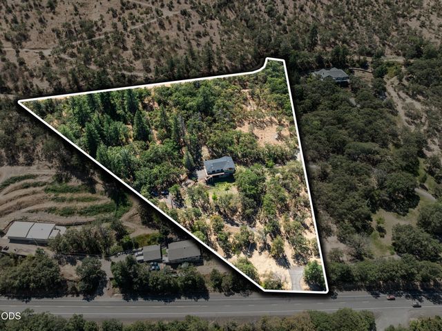 3404 Siskiyou Boulevard, Ashland, OR 97520