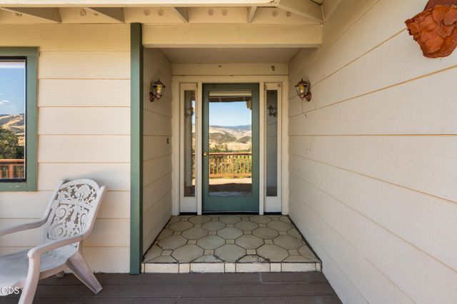 3404 Siskiyou Boulevard, Ashland, OR 97520