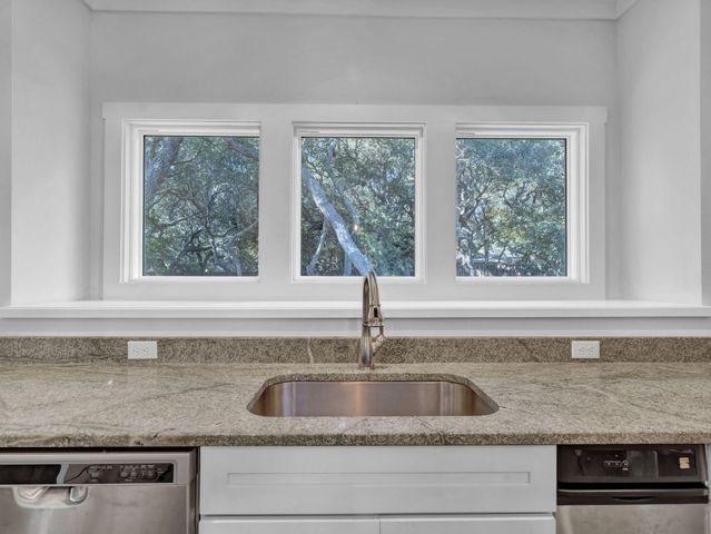 1271 Ainsworth Drive, Gulf Breeze, FL 32563