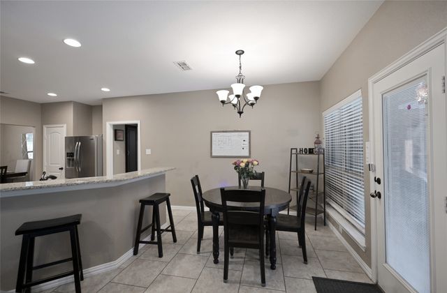606 Brandt Street, Grandview, TX 76050