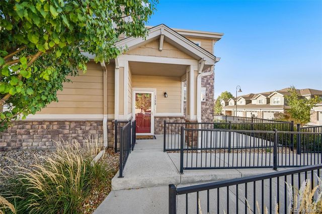 1758 S Buchanan Circle, Aurora, CO 80018