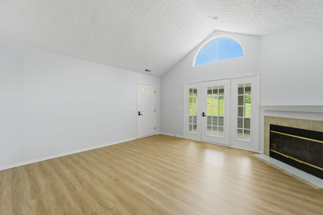 5642 Villa Gates Drive, Hilliard, OH 43026