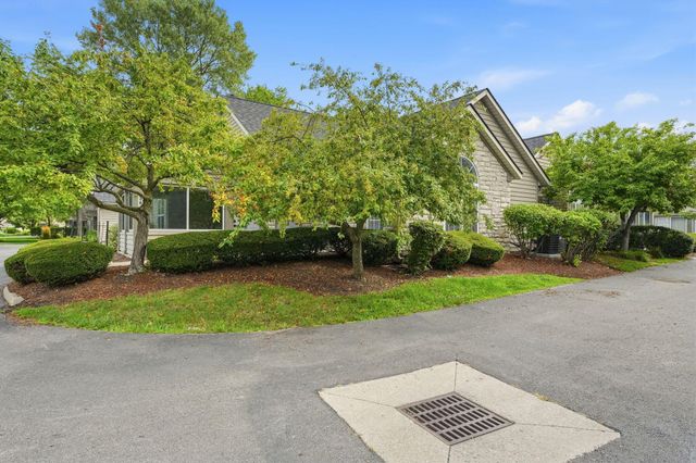 5642 Villa Gates Drive, Hilliard, OH 43026