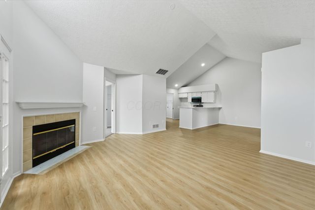 5642 Villa Gates Drive, Hilliard, OH 43026