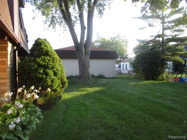 30471 Manse Street, Harrison Twp, MI 48045