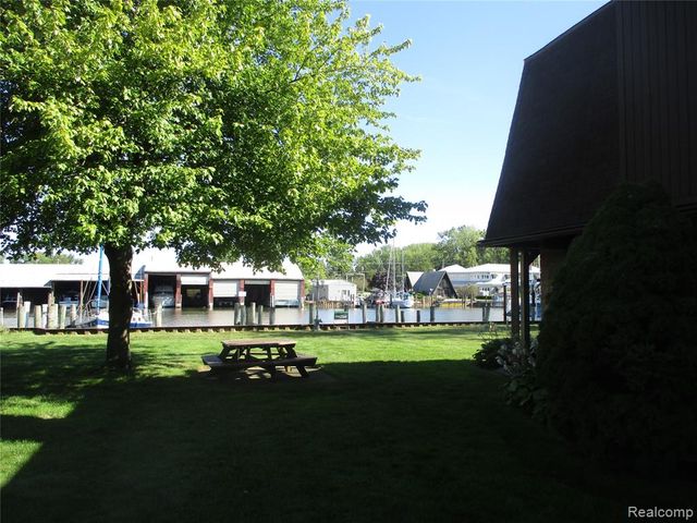 30471 Manse Street, Harrison Twp, MI 48045