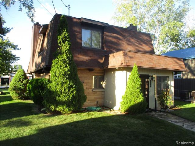 30471 Manse Street, Harrison Twp, MI 48045