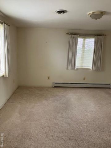 30471 Manse Street, Harrison Twp, MI 48045