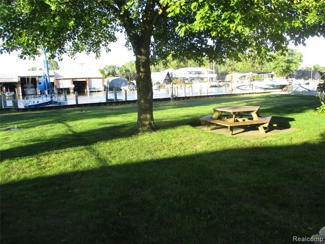 30471 Manse Street, Harrison Twp, MI 48045
