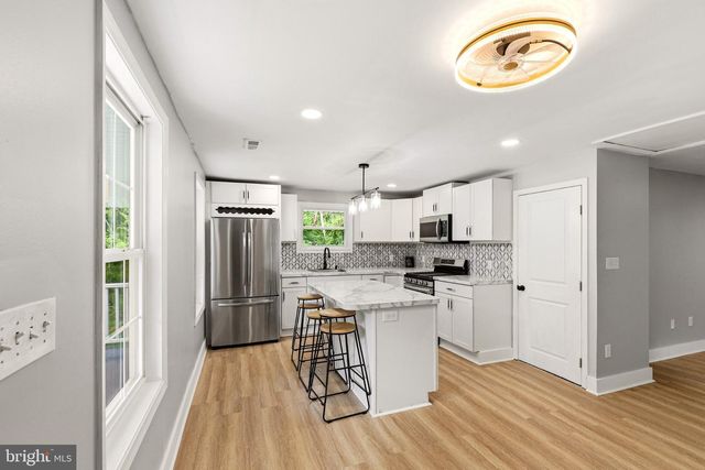 500 ANTWERP AVE, Egg Harbor City, NJ 08215