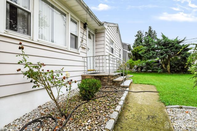 37 Caroline Drive, South River, NJ 08882