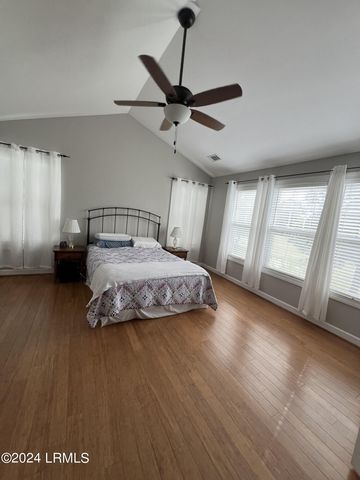 25 National Boulevard, Beaufort, SC 29907