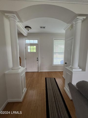 25 National Boulevard, Beaufort, SC 29907