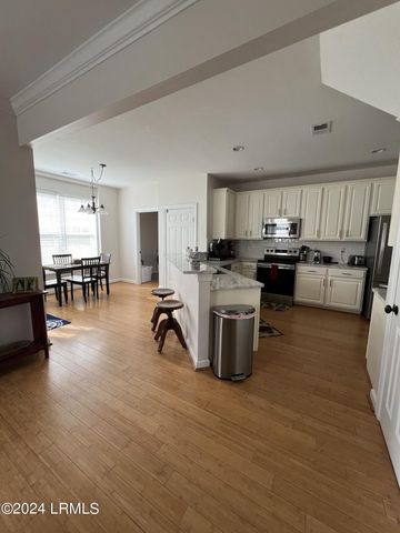 25 National Boulevard, Beaufort, SC 29907