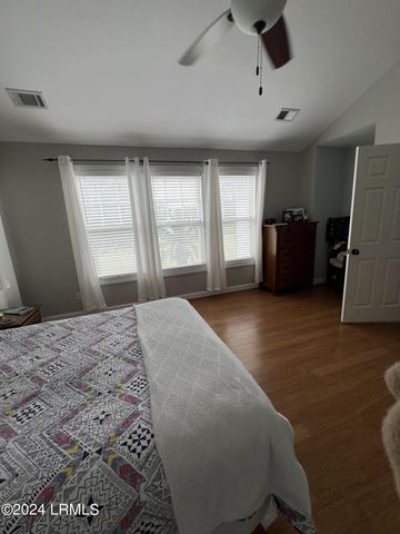 25 National Boulevard, Beaufort, SC 29907