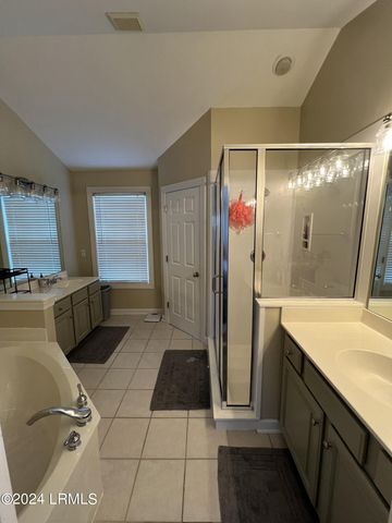 25 National Boulevard, Beaufort, SC 29907