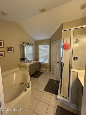 25 National Boulevard, Beaufort, SC 29907