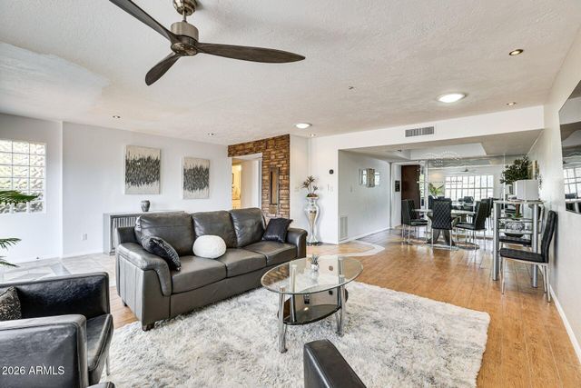 6002 E CORRINE Drive, Scottsdale, AZ 85254