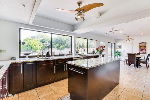 6002 E CORRINE Drive, Scottsdale, AZ 85254