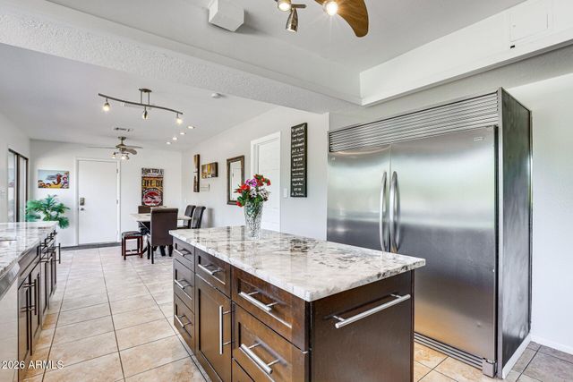 6002 E CORRINE Drive, Scottsdale, AZ 85254