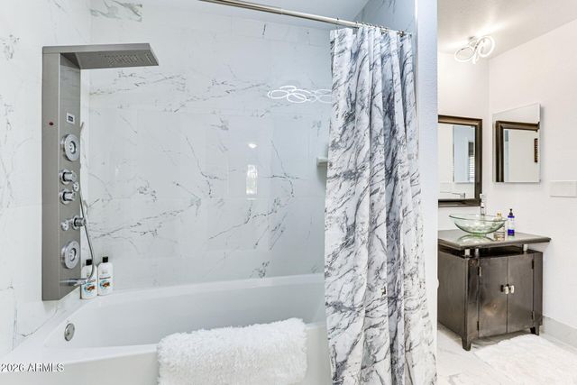 6002 E CORRINE Drive, Scottsdale, AZ 85254
