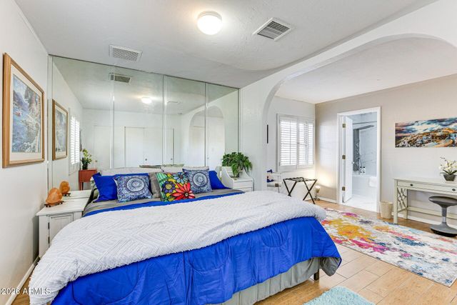 6002 E CORRINE Drive, Scottsdale, AZ 85254