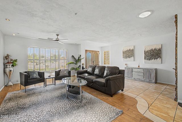 6002 E CORRINE Drive, Scottsdale, AZ 85254