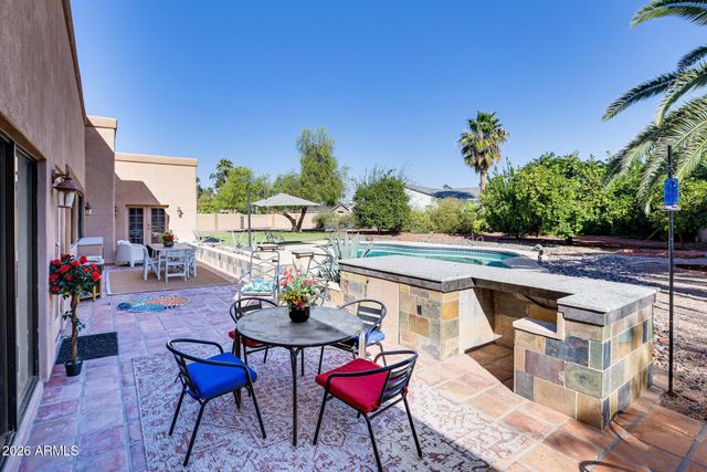 6002 E CORRINE Drive, Scottsdale, AZ 85254