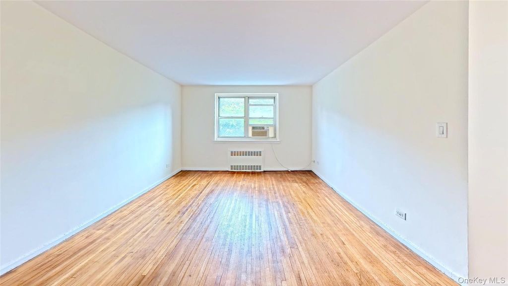 7502 Austin Street 2G, Forest Hills, NY 11375 — photo 3