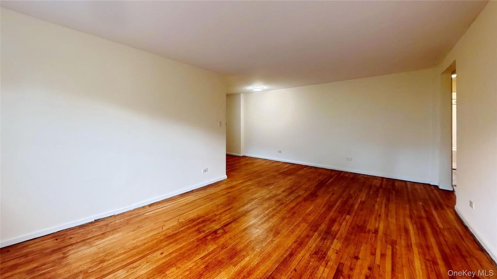7502 Austin Street 2G, Forest Hills, NY 11375 — photo 4