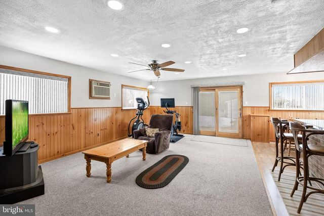 709 DARTMOUTH AVE, Cinnaminson, NJ 08077