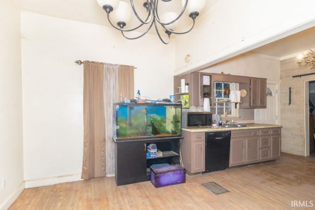 1727 Plum Street, New Castle, IN 47362