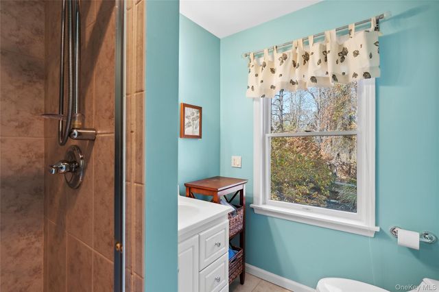 3 Chivas Court, Southampton, NY 11968