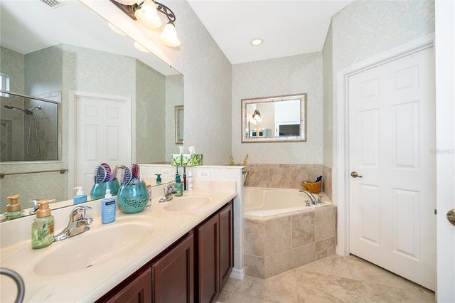124 YELLOW SNAPDRAGON DRIVE, Davenport, FL 33837