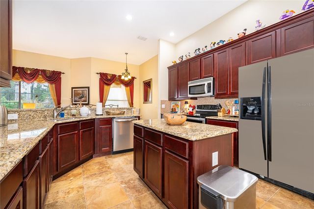 124 YELLOW SNAPDRAGON DRIVE, Davenport, FL 33837