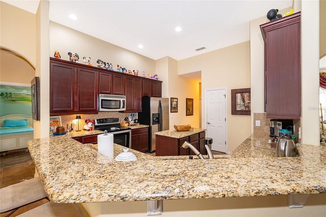 124 YELLOW SNAPDRAGON DRIVE, Davenport, FL 33837