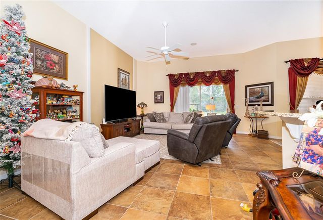 124 YELLOW SNAPDRAGON DRIVE, Davenport, FL 33837