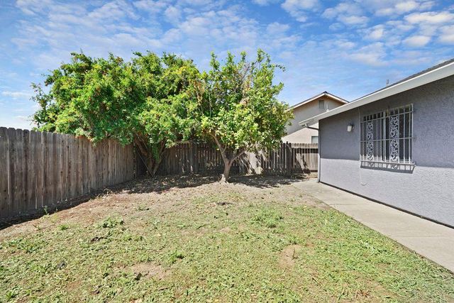 1288 Derrick Dr, Stockton, CA 95206