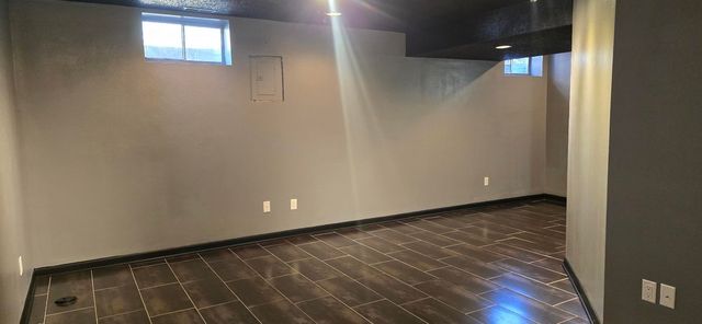 4742 Meadow Valley Drive, West Des Moines, IA 50265